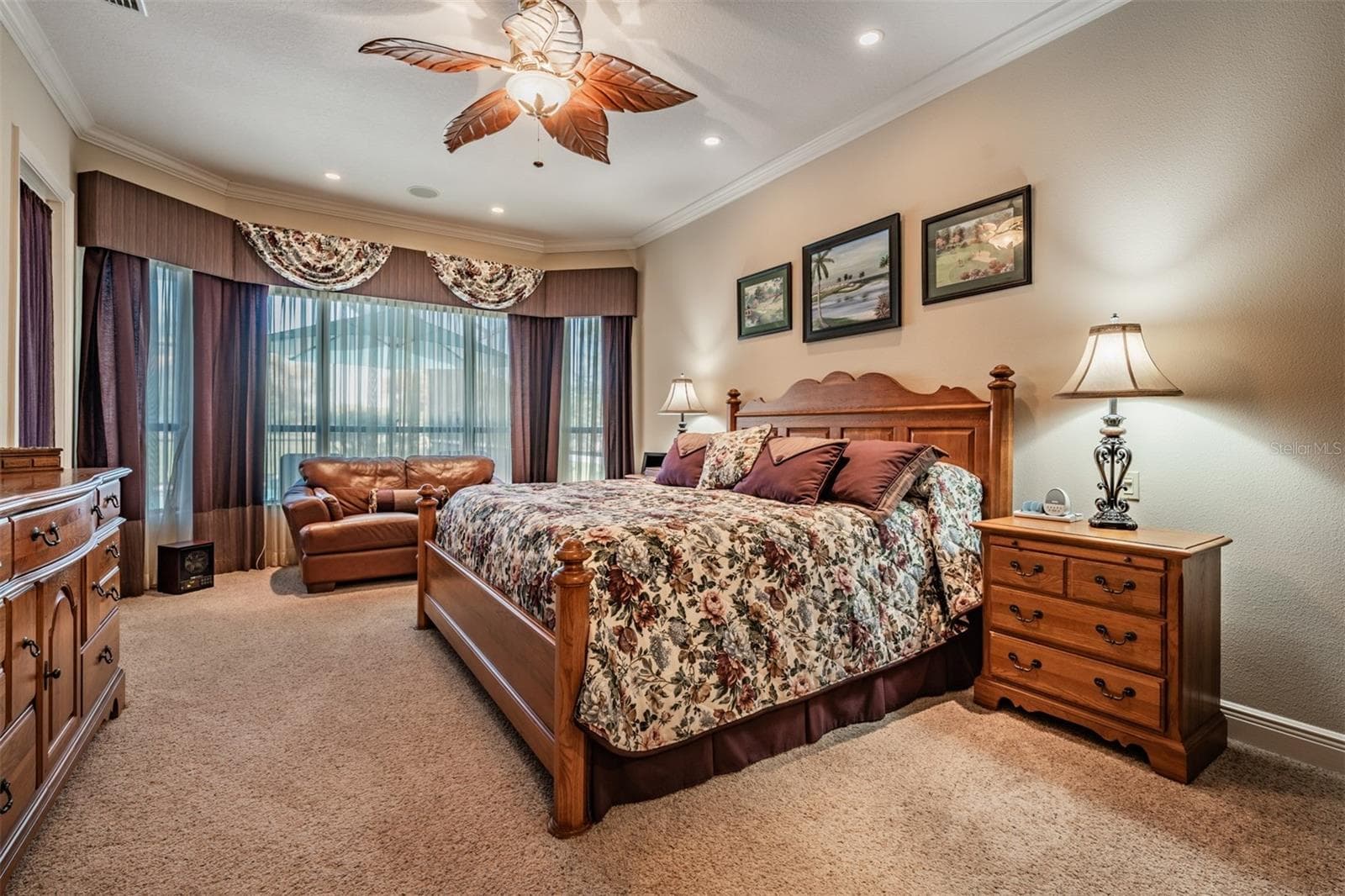 Primary Bedroom with sitting area - 34115 AMERICANA AVE, DADE CITY