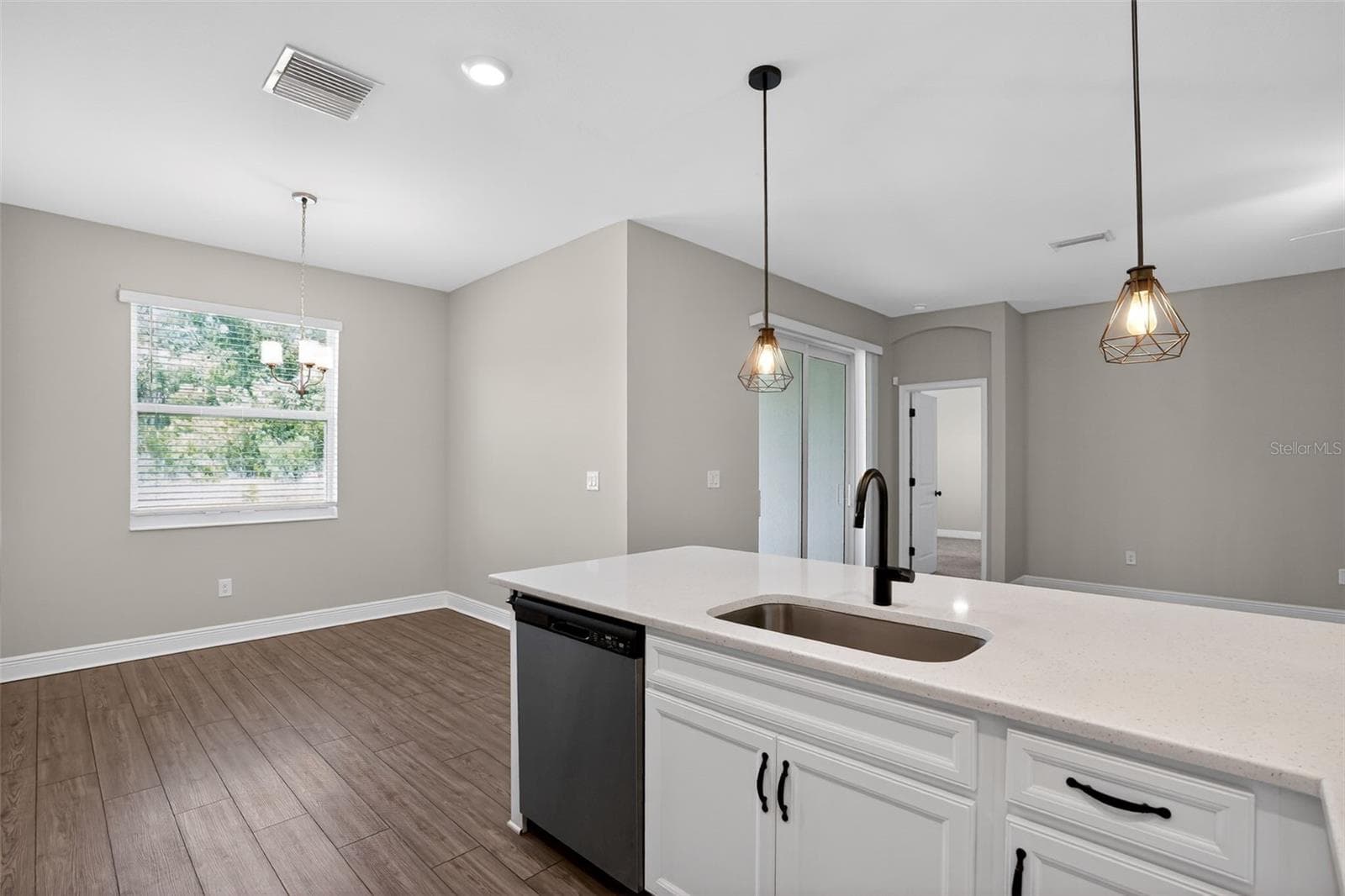 Single Family Residence at 8131 TEA OLIVE TER, PALMETTO, photo 4 of 29