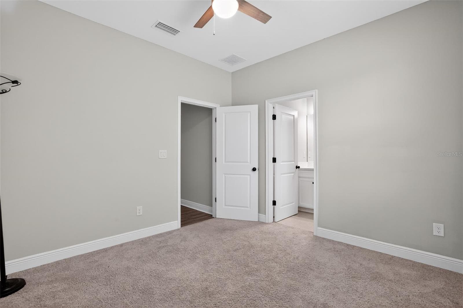 Single Family Residence at 8131 TEA OLIVE TER, PALMETTO, photo 13 of 29