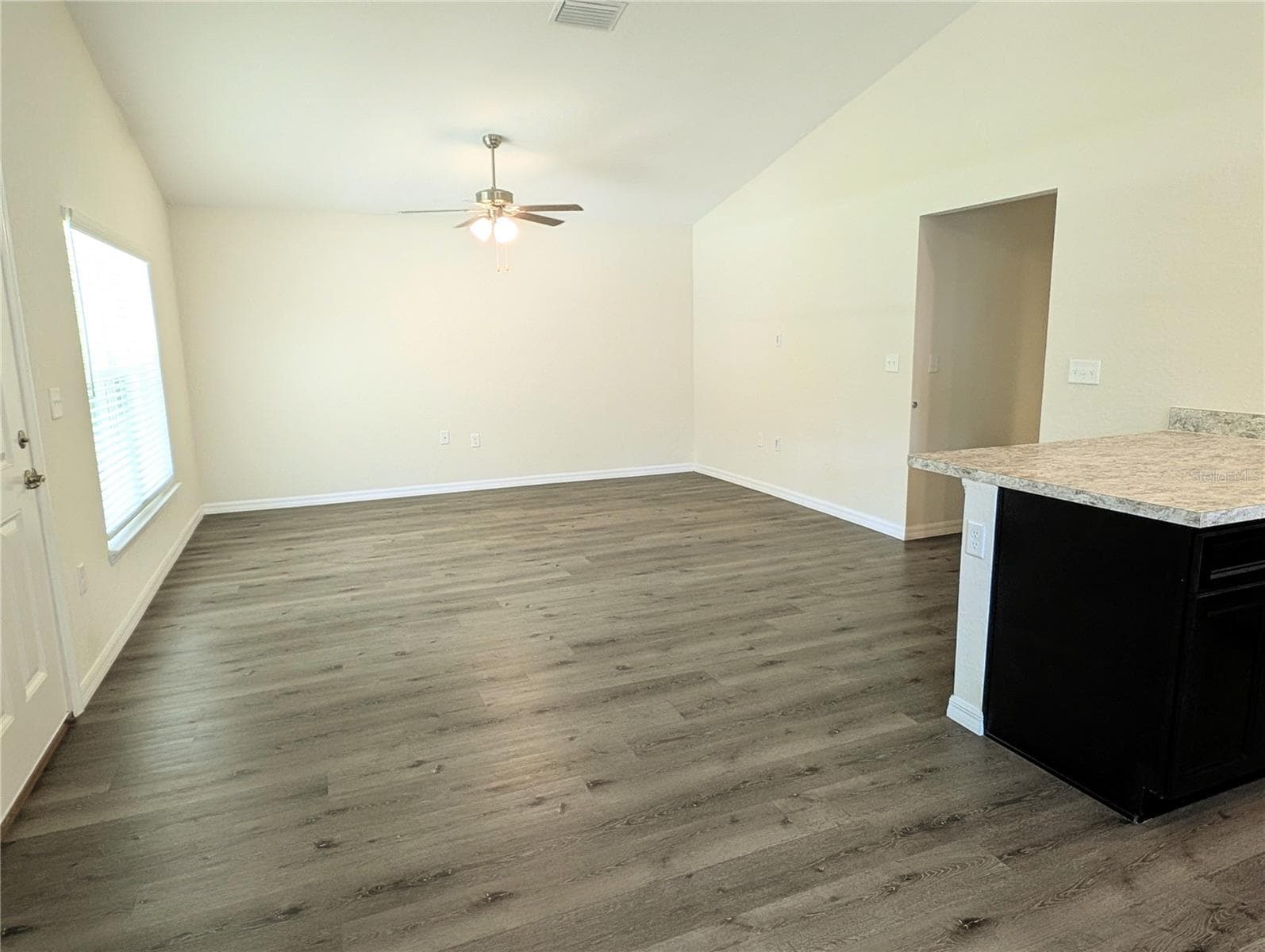 Single Family Residence at 13296 SE 33RD CT, BELLEVIEW, photo 10 of 26