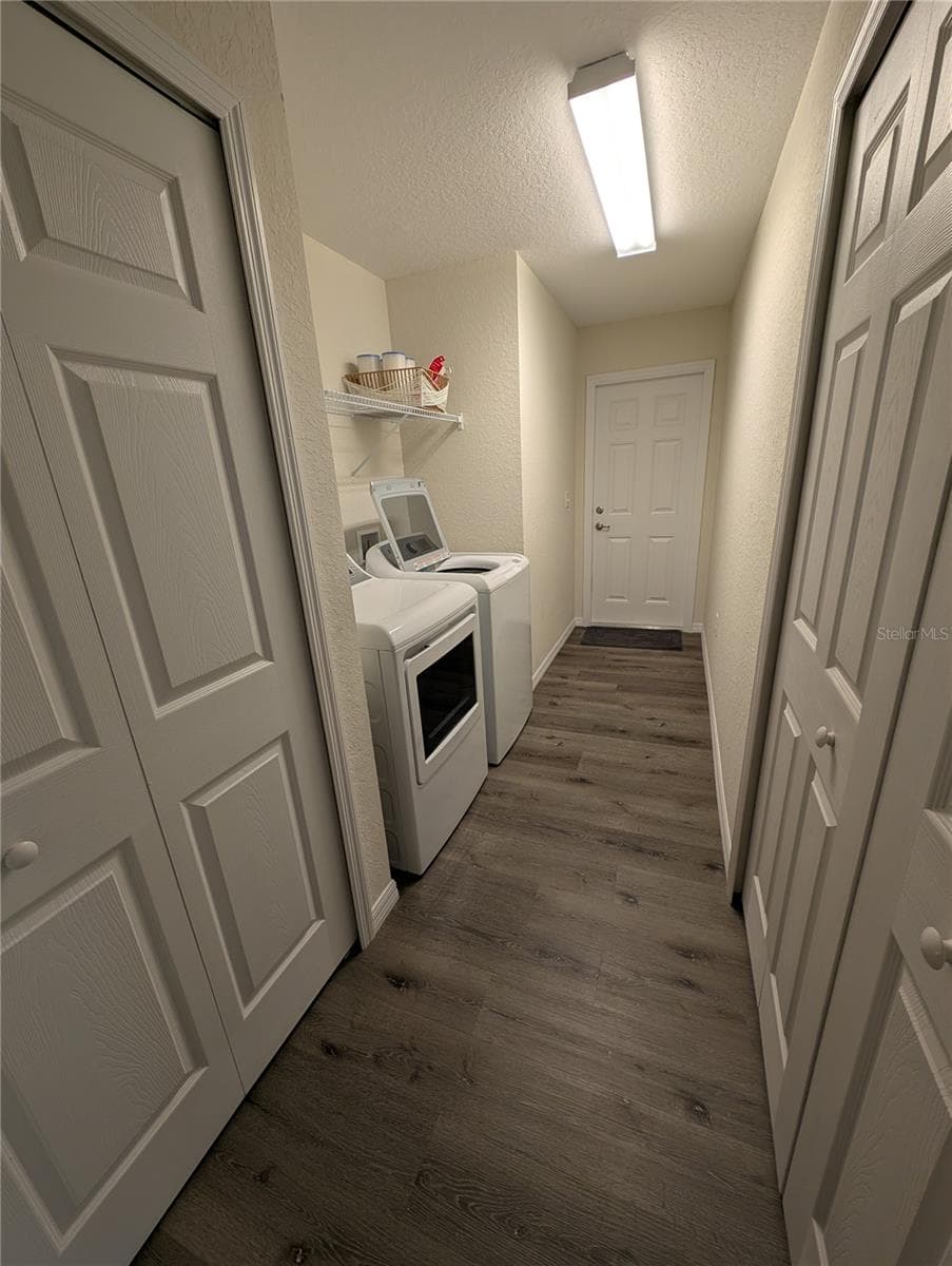 Laundry room with exterior door - 13296 SE 33RD CT, BELLEVIEW