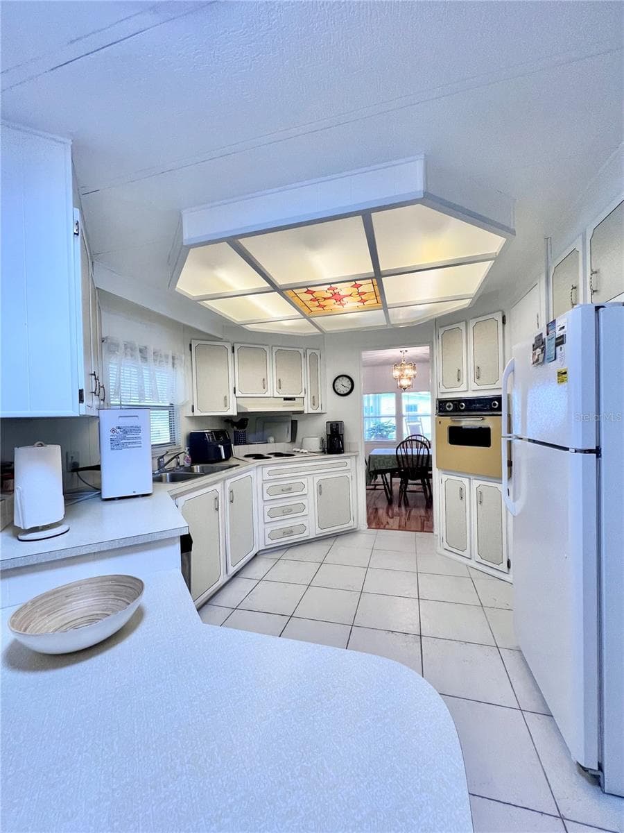 Kitchen - 1100 BELCHER RD S #663, LARGO