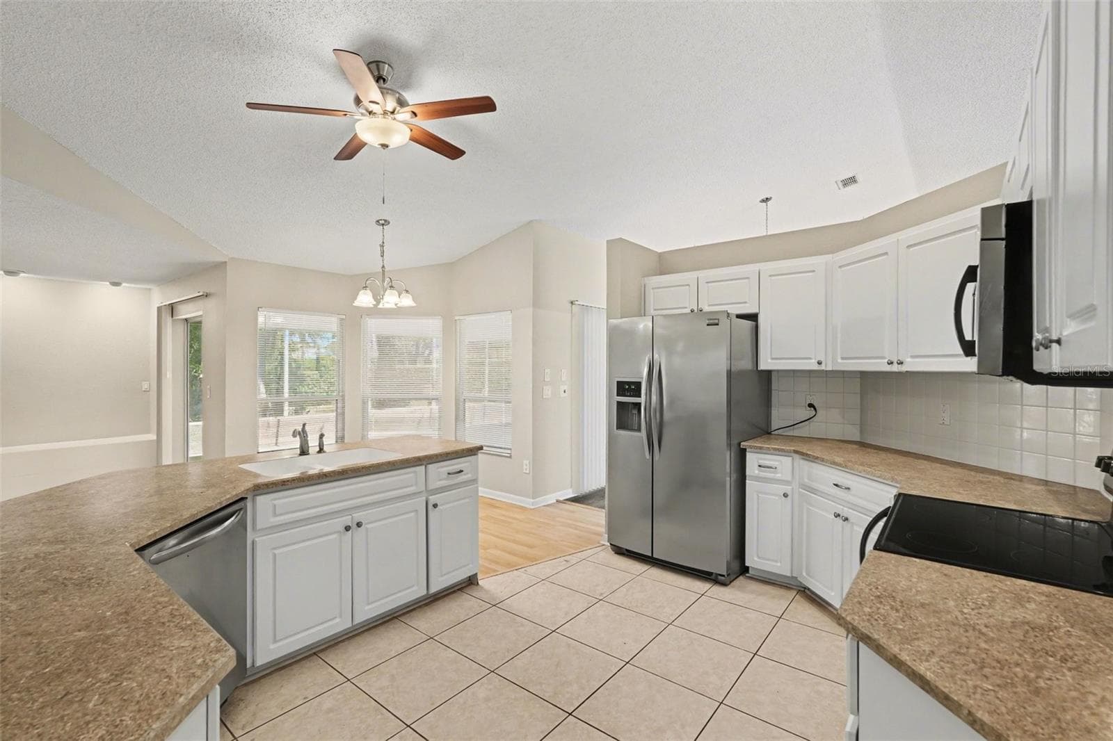 Single Family Residence at 9389 FOX HOLLOW LN, WEEKI WACHEE, photo 11 of 30