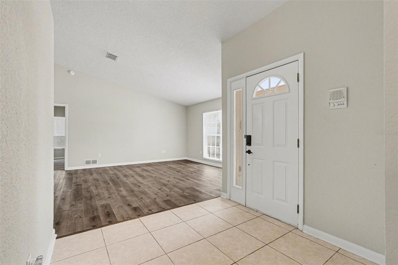 Single Family Residence at 9389 FOX HOLLOW LN, WEEKI WACHEE, photo 18 of 30