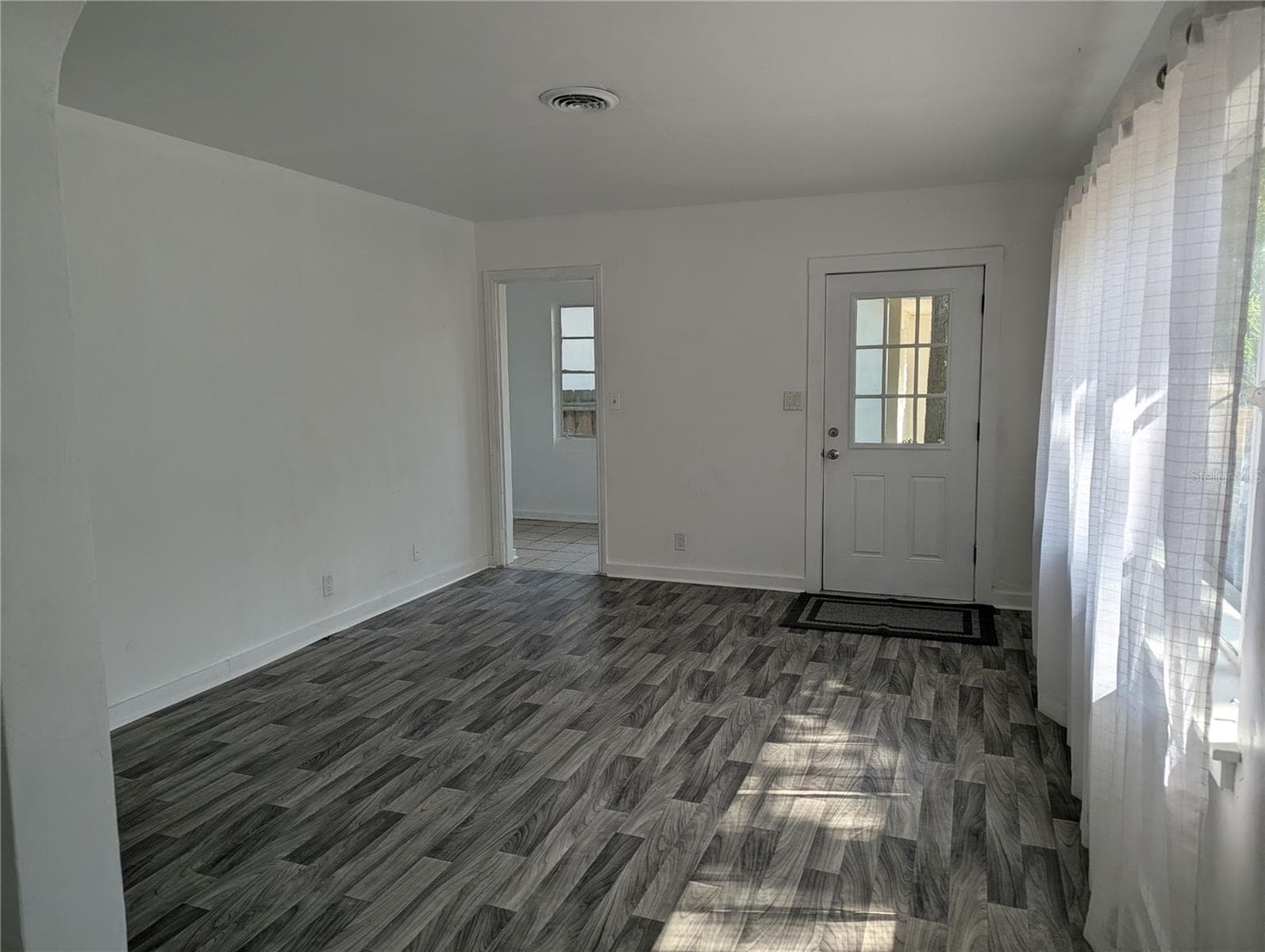 Single Family Residence at 3834 DR MARTIN LUTHER KING JR ST S, ST PETERSBURG, photo 4 of 32