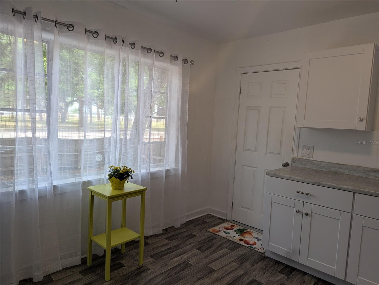 Single Family Residence at 3834 DR MARTIN LUTHER KING JR ST S, ST PETERSBURG, photo 9 of 32