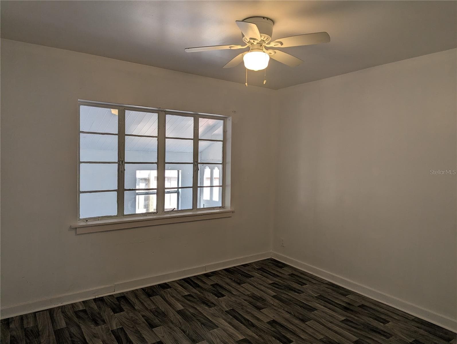 Single Family Residence at 3834 DR MARTIN LUTHER KING JR ST S, ST PETERSBURG, photo 14 of 32