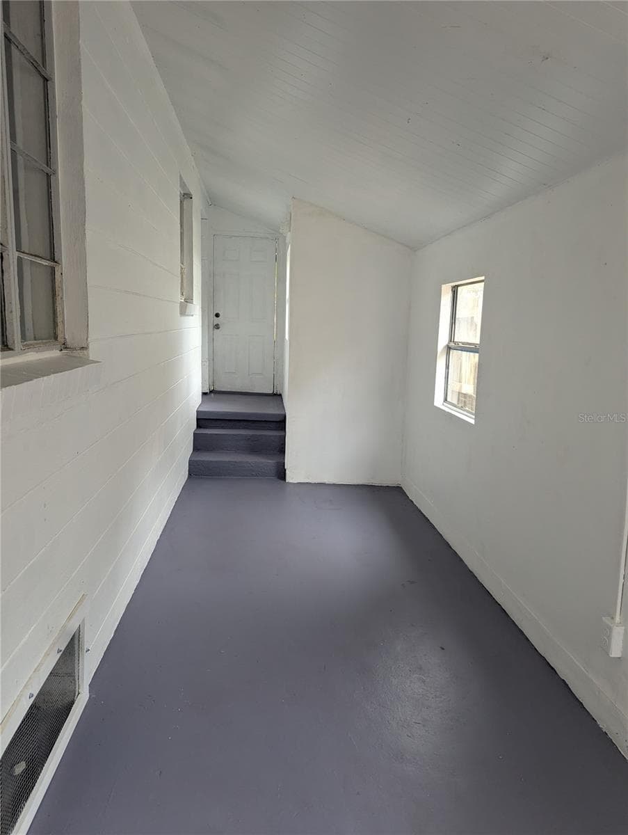 Single Family Residence at 3834 DR MARTIN LUTHER KING JR ST S, ST PETERSBURG, photo 24 of 32