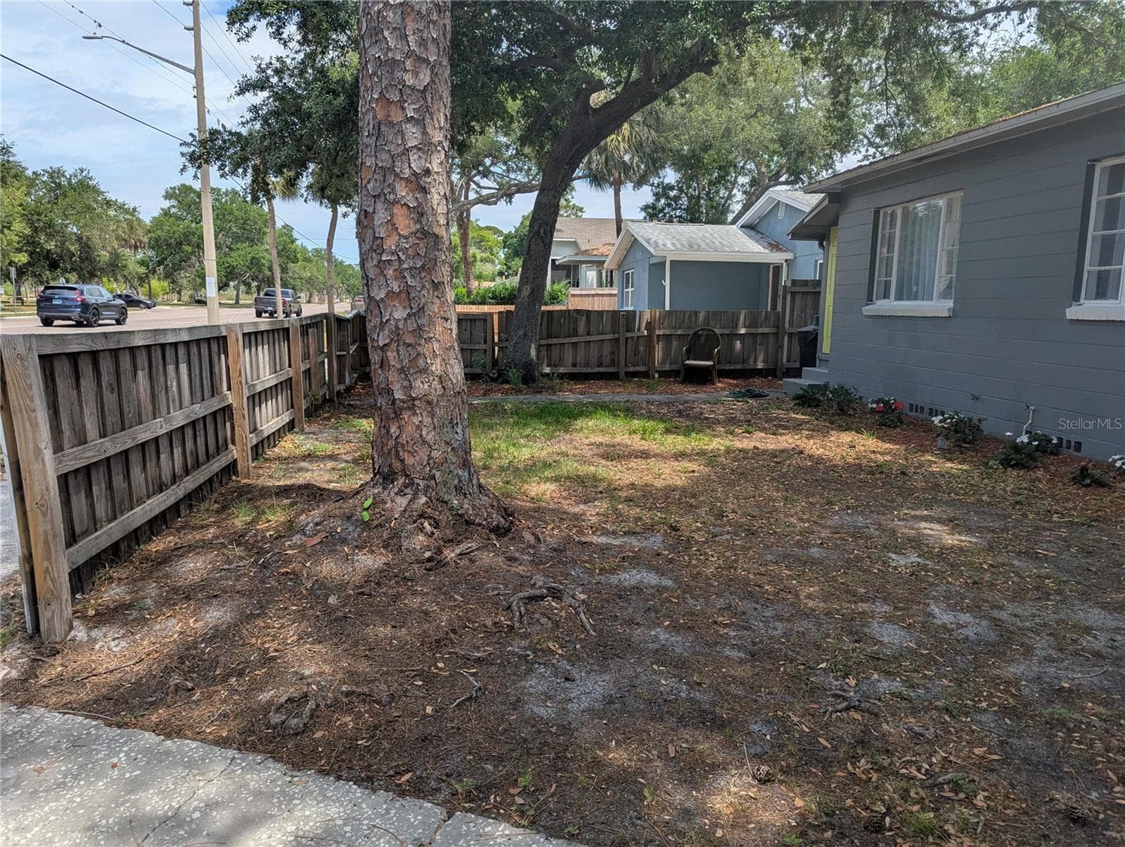Single Family Residence at 3834 DR MARTIN LUTHER KING JR ST S, ST PETERSBURG, photo 29 of 32