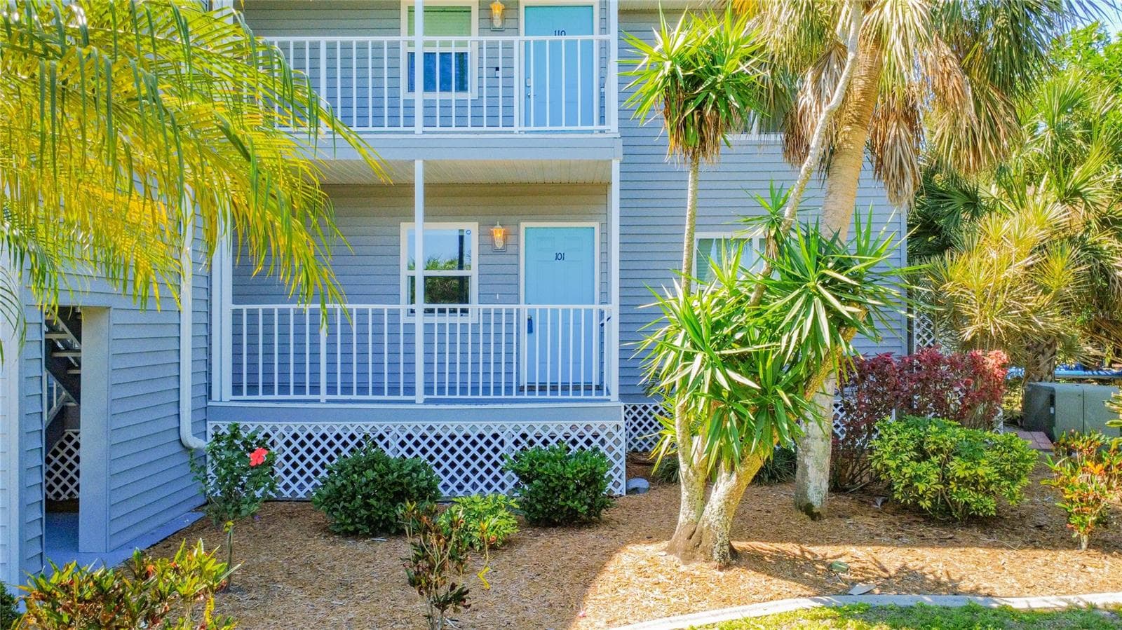 4410 WARREN AVE #101