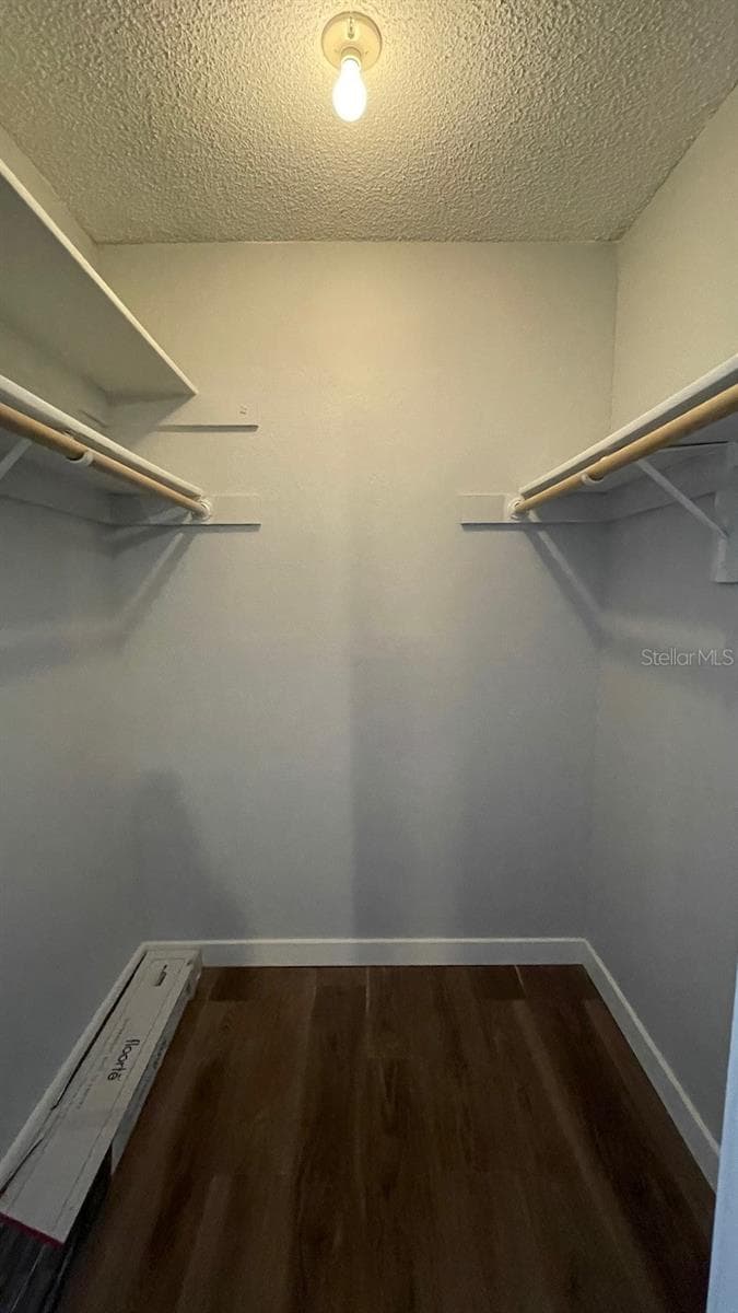 Walk-in closet - 4225 THORNBRIAR LN #201, ORLANDO