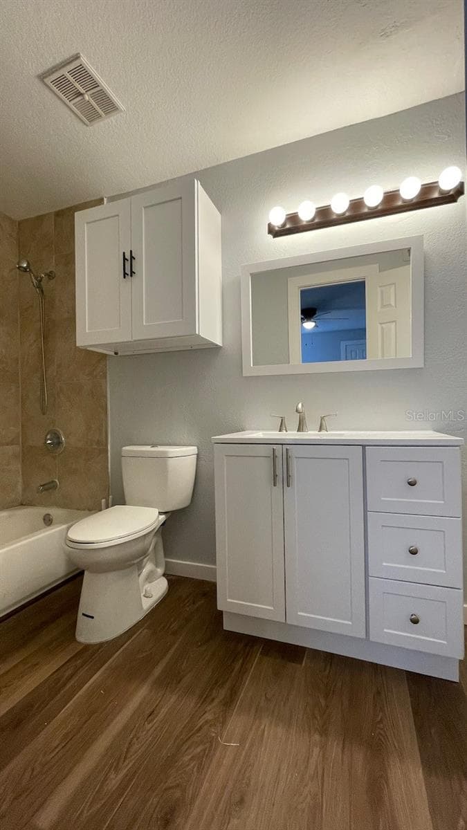 Bathroom - 4225 THORNBRIAR LN #201, ORLANDO