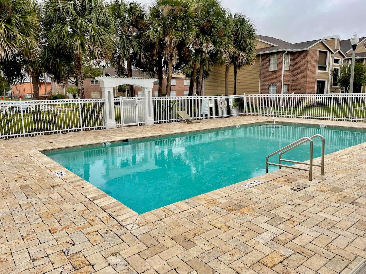Second community pool - 4225 THORNBRIAR LN #201, ORLANDO