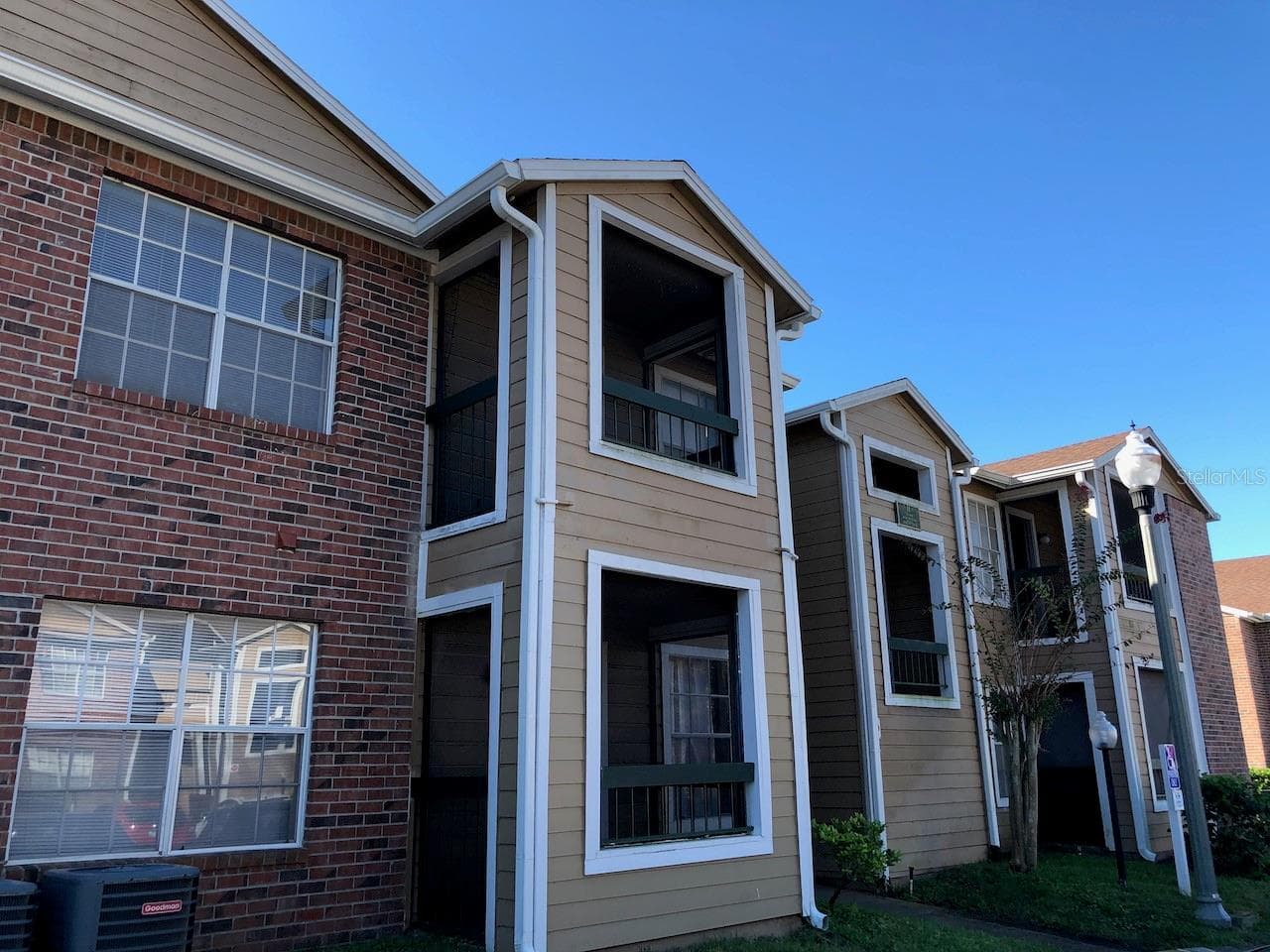 5540 DEVONBRIAR WAY #203