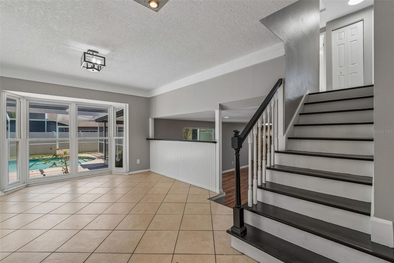 Single Family Residence at 7111 GATEWAY CT, TAMPA, photo 10 of 69
