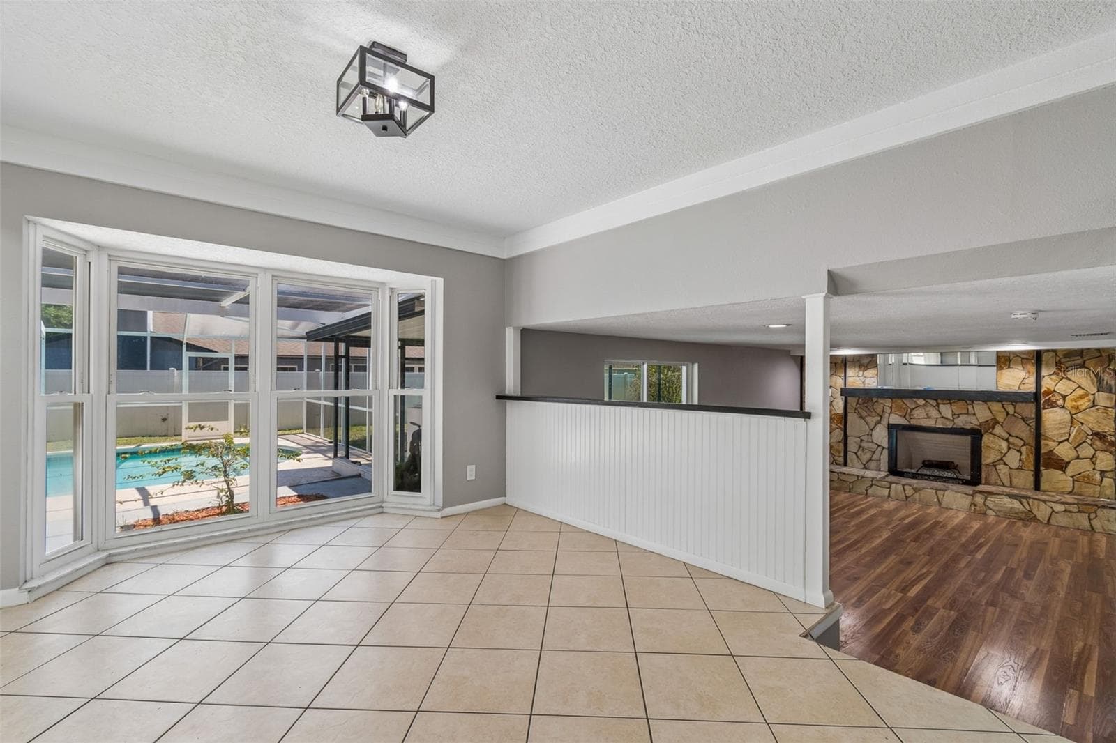 Single Family Residence at 7111 GATEWAY CT, TAMPA, photo 14 of 69