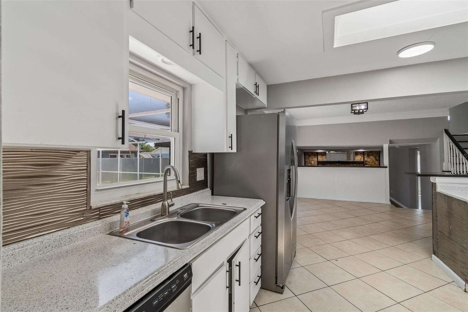 Single Family Residence at 7111 GATEWAY CT, TAMPA, photo 27 of 69