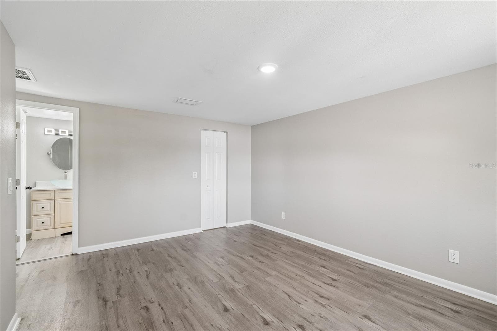 Single Family Residence at 7111 GATEWAY CT, TAMPA, photo 42 of 69