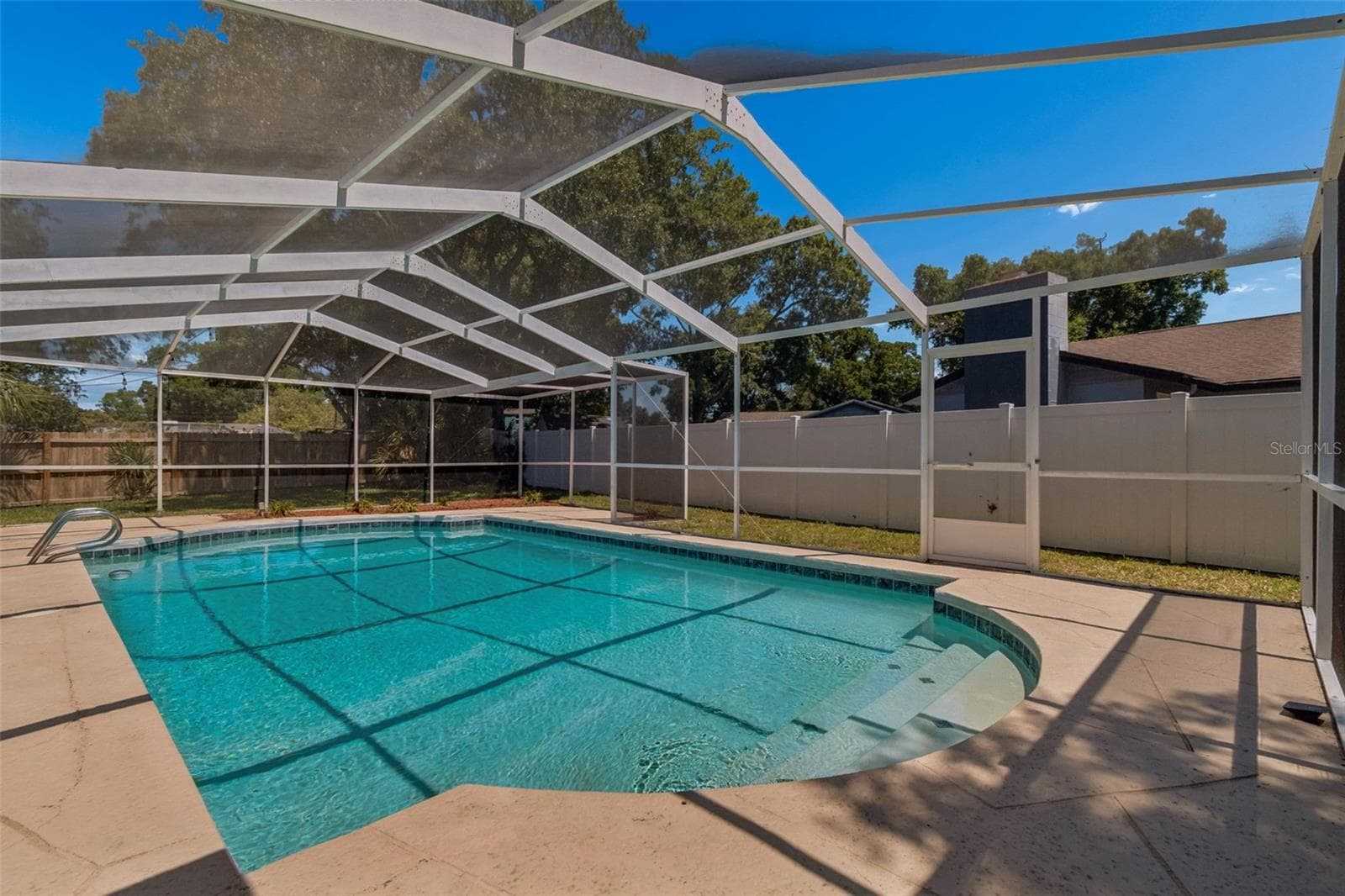 Single Family Residence at 7111 GATEWAY CT, TAMPA, photo 59 of 69