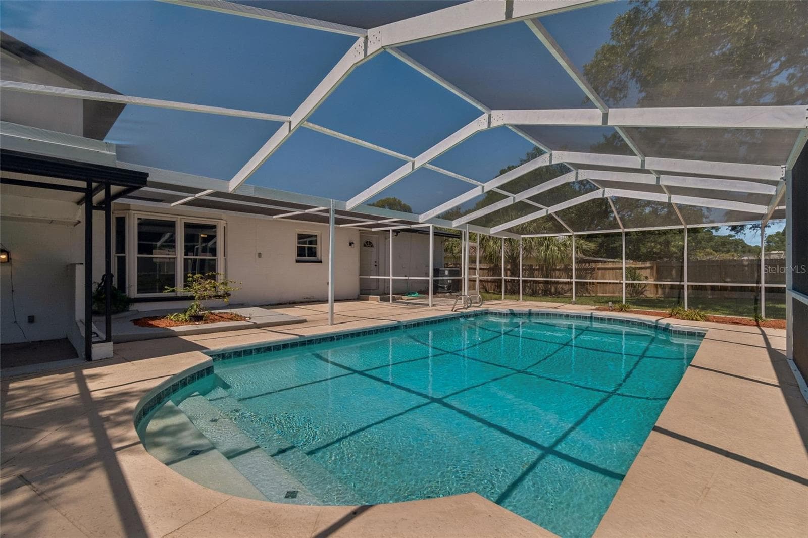 Single Family Residence at 7111 GATEWAY CT, TAMPA, photo 60 of 69