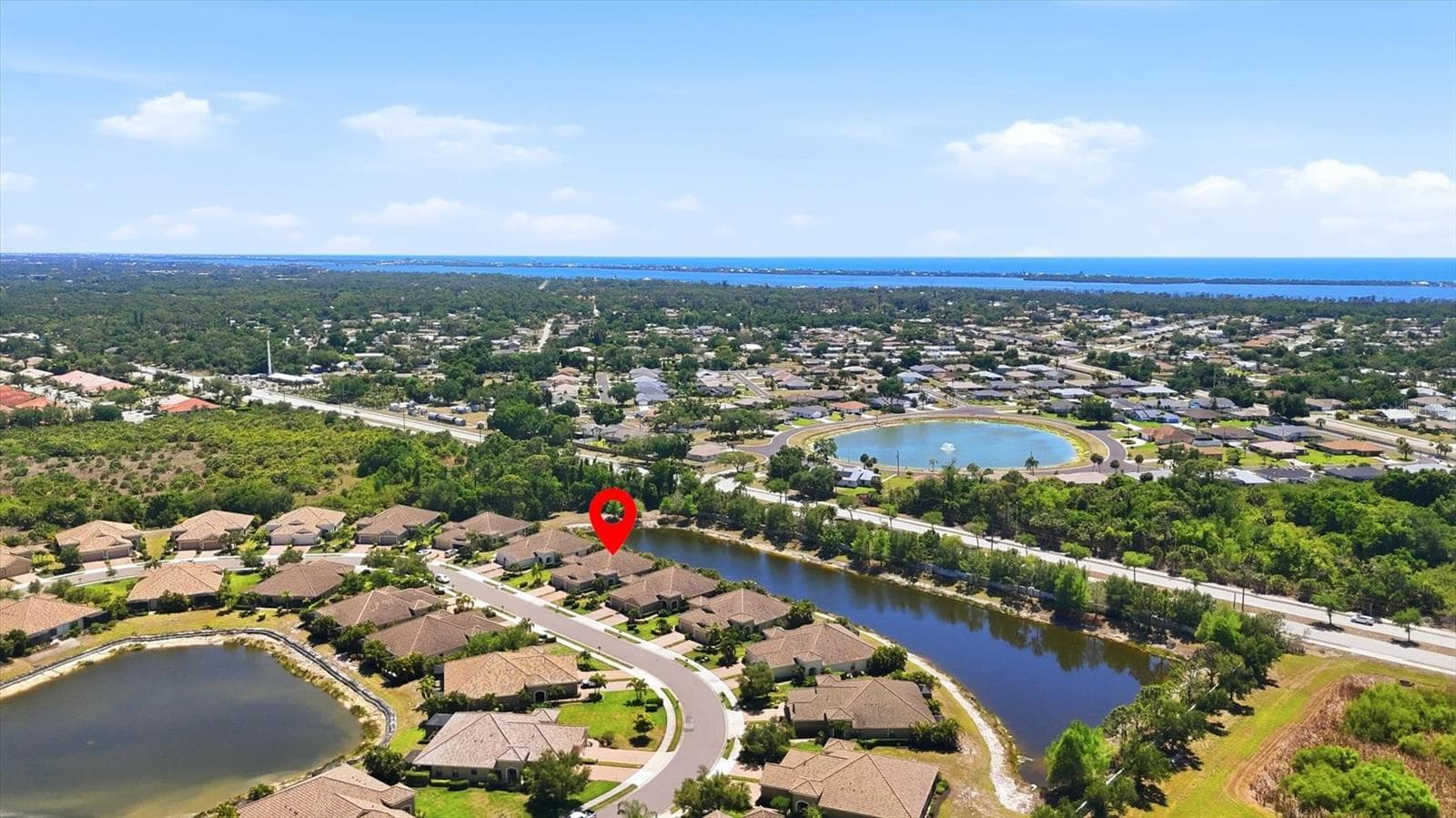 Views overlooking lake - 1359 BACKSPIN DR, ENGLEWOOD
