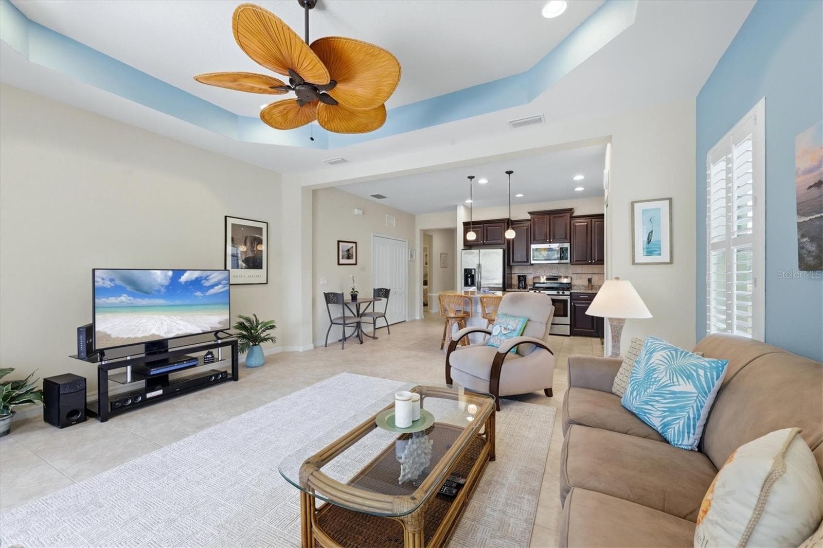 Open concept - 1359 BACKSPIN DR, ENGLEWOOD