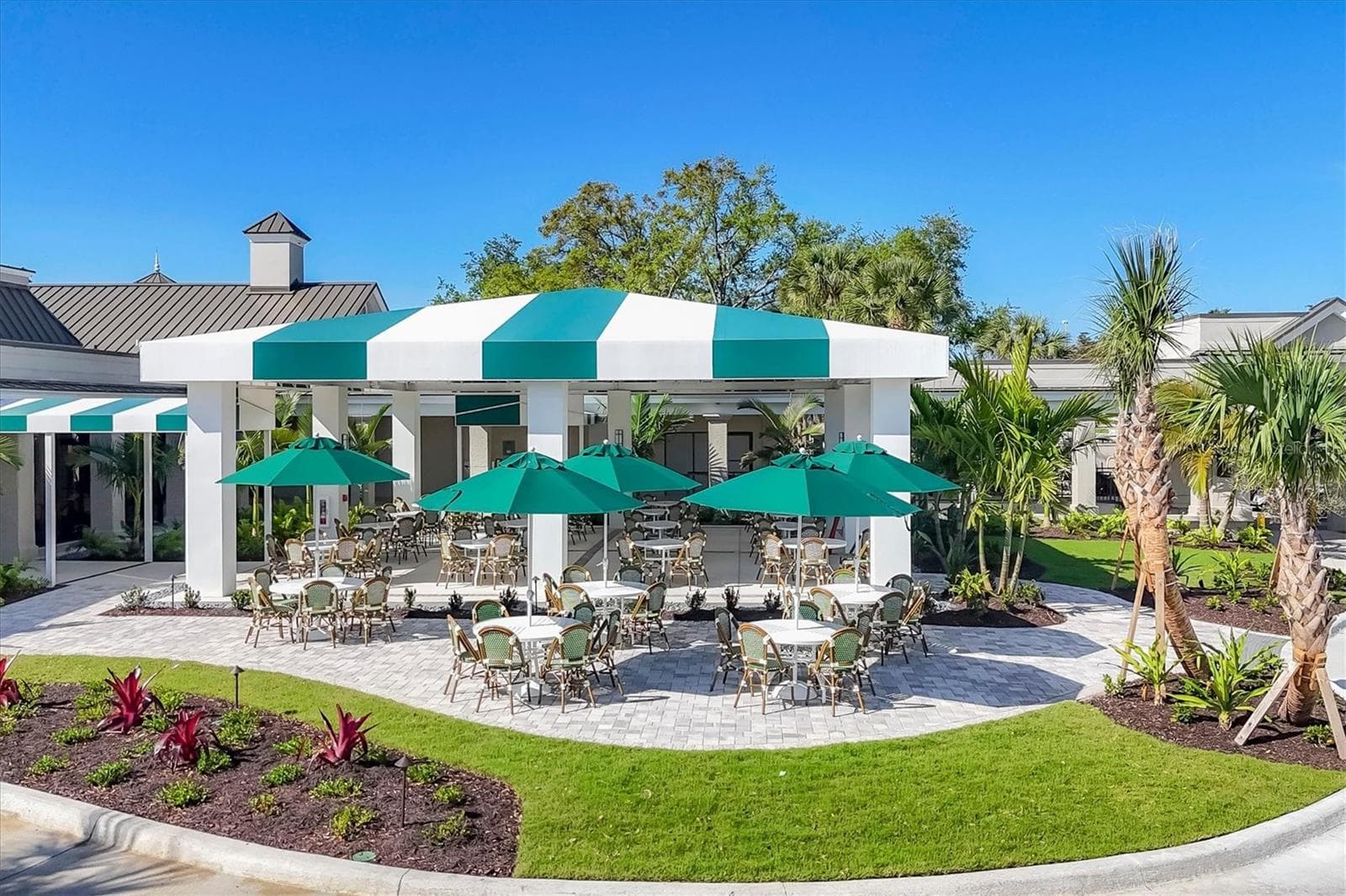 Outdoor area at Boca Royale Golf & Country Club - 1359 BACKSPIN DR, ENGLEWOOD