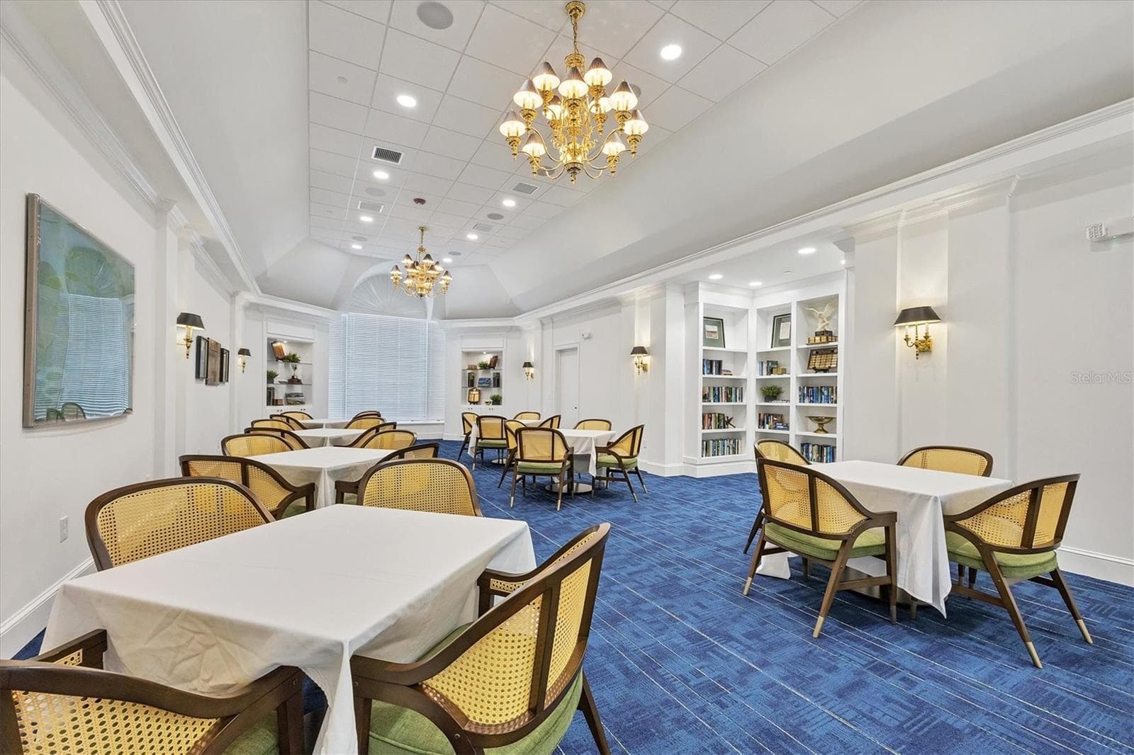 Private Room seating area - 1359 BACKSPIN DR, ENGLEWOOD