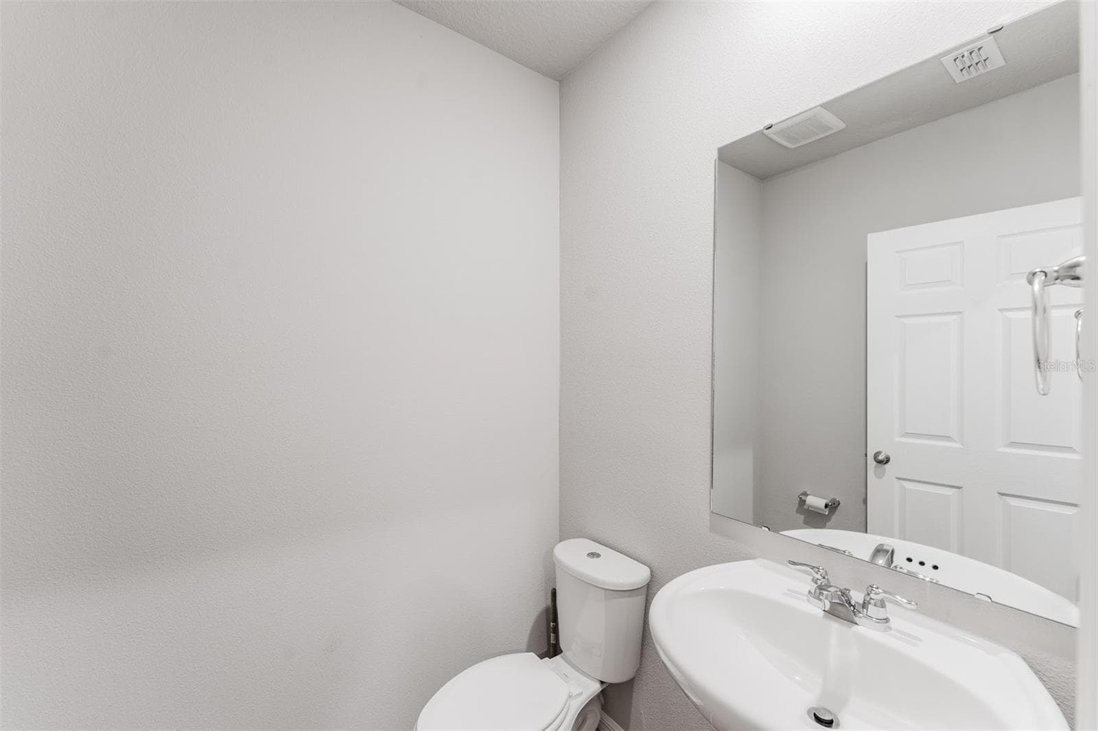Single Family Residence at 5252 SANDERS OAK TRAIL, ST CLOUD, photo 6 of 43