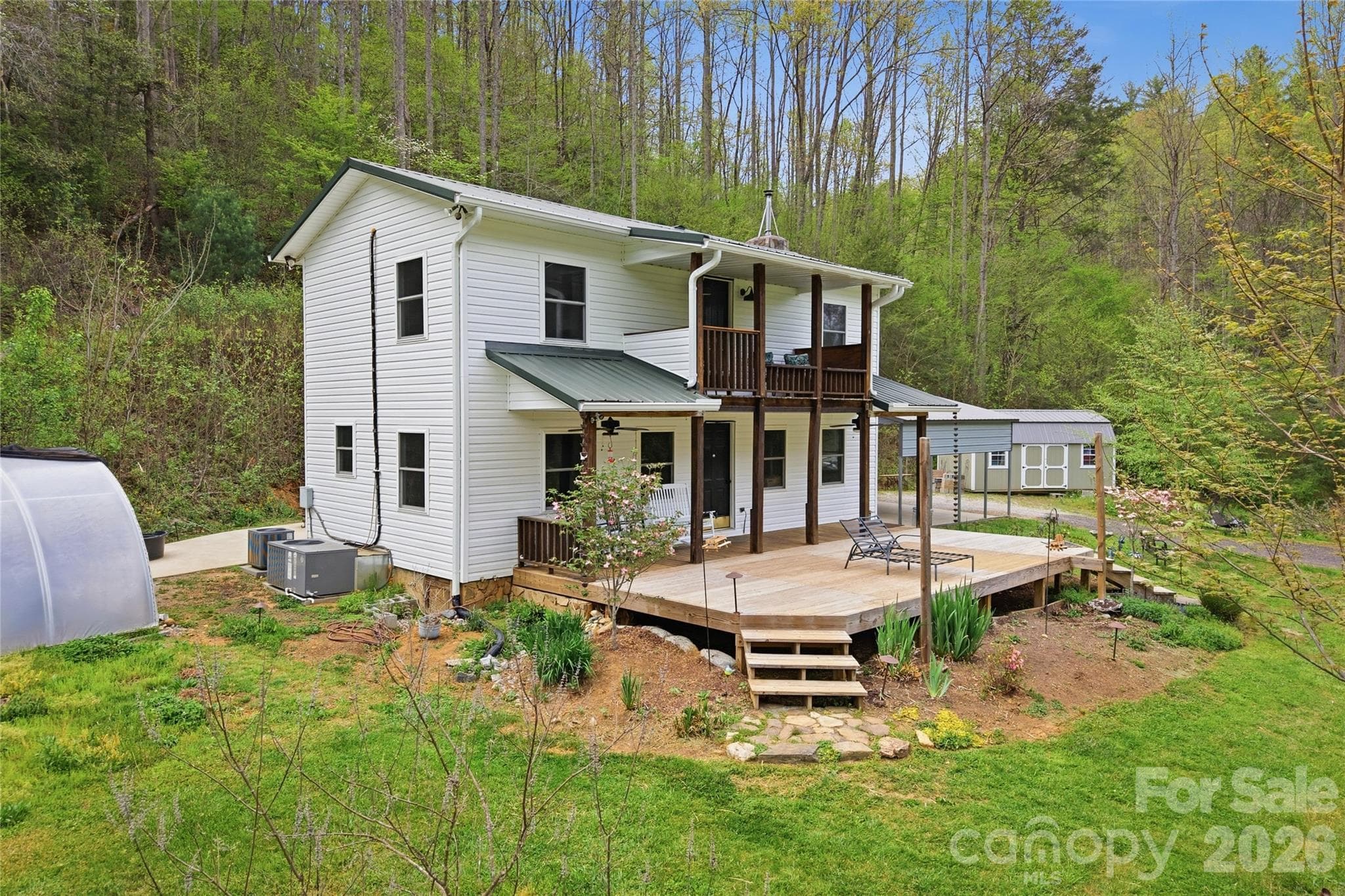 Single Family Residence at Lenoir, photo 2 of 37