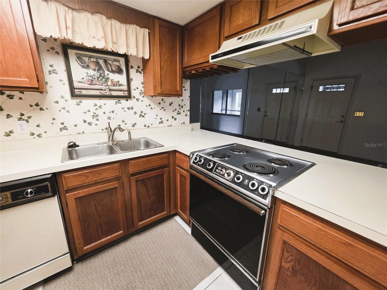 Condominium at 1775 CUPECOY CIR #O6, LUTZ, photo 18 of 37