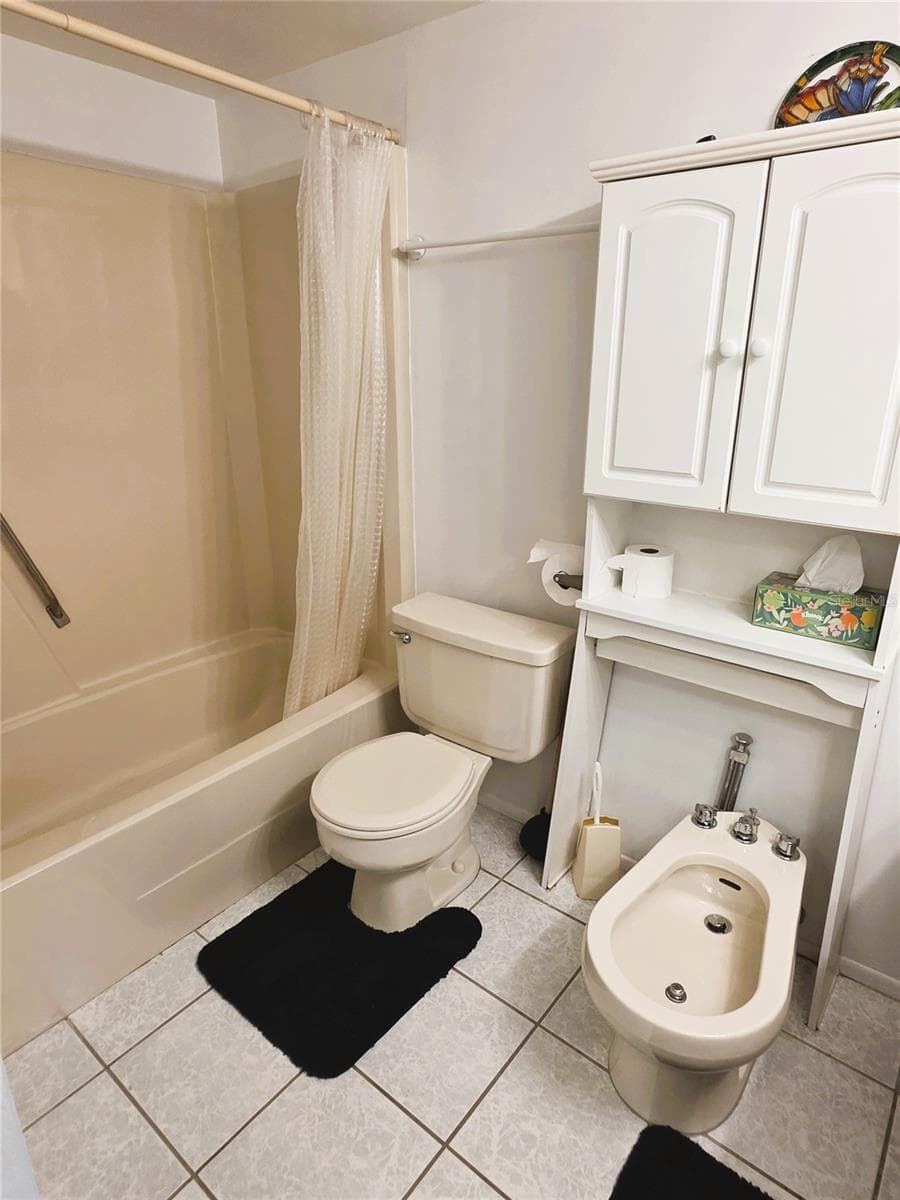 Condominium at 1775 CUPECOY CIR #O6, LUTZ, photo 29 of 37