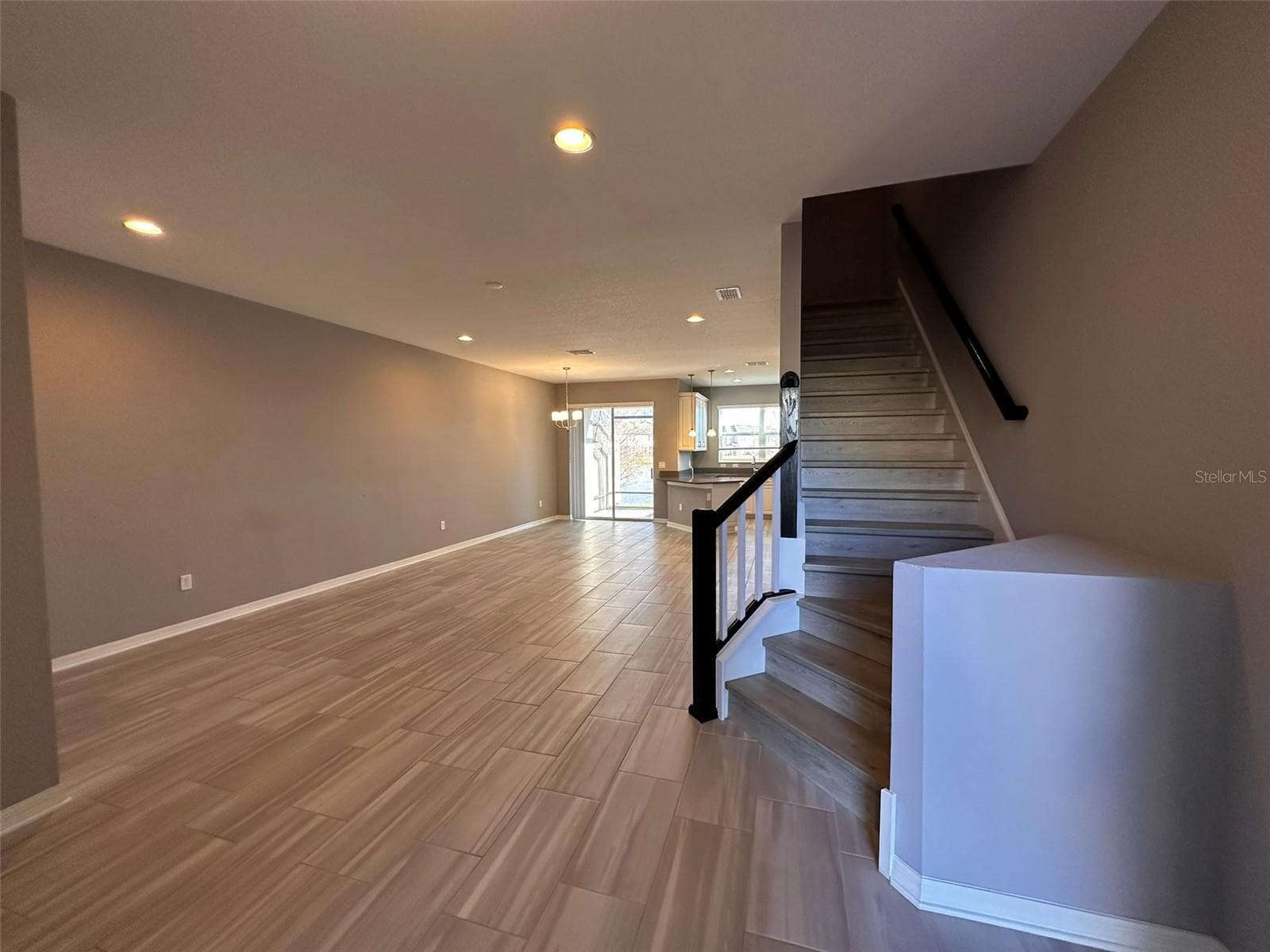 Townhouse at 29850 SOUTHWELL LN, WESLEY CHAPEL, photo 3 of 32