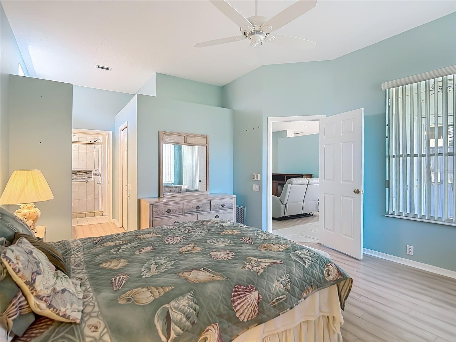 Single Family Residence at 9289 PENELOPE DR, WEEKI WACHEE, photo 14 of 27