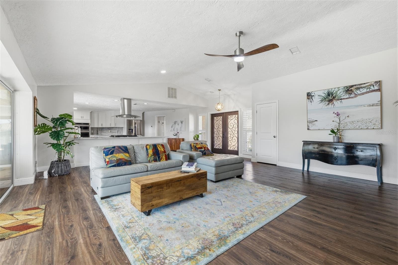 Single Family Residence at 1997 HAWAII AVE NE, ST PETERSBURG, photo 11 of 60