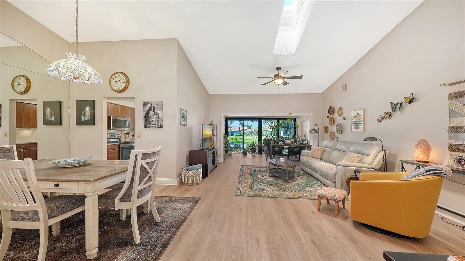 Condominium at 6048 WILSHIRE BLVD #2, SARASOTA, photo 3 of 58