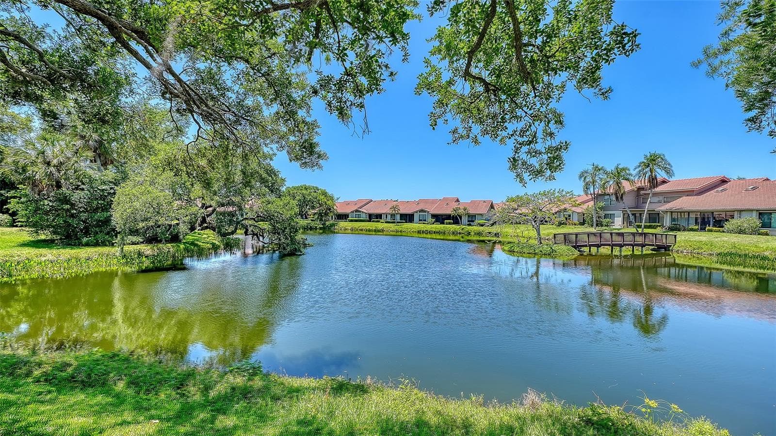 Condominium at 6048 WILSHIRE BLVD #2, SARASOTA, photo 6 of 58