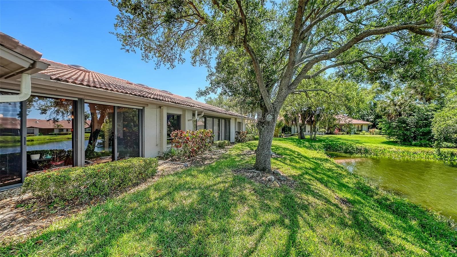 Condominium at 6048 WILSHIRE BLVD #2, SARASOTA, photo 31 of 58