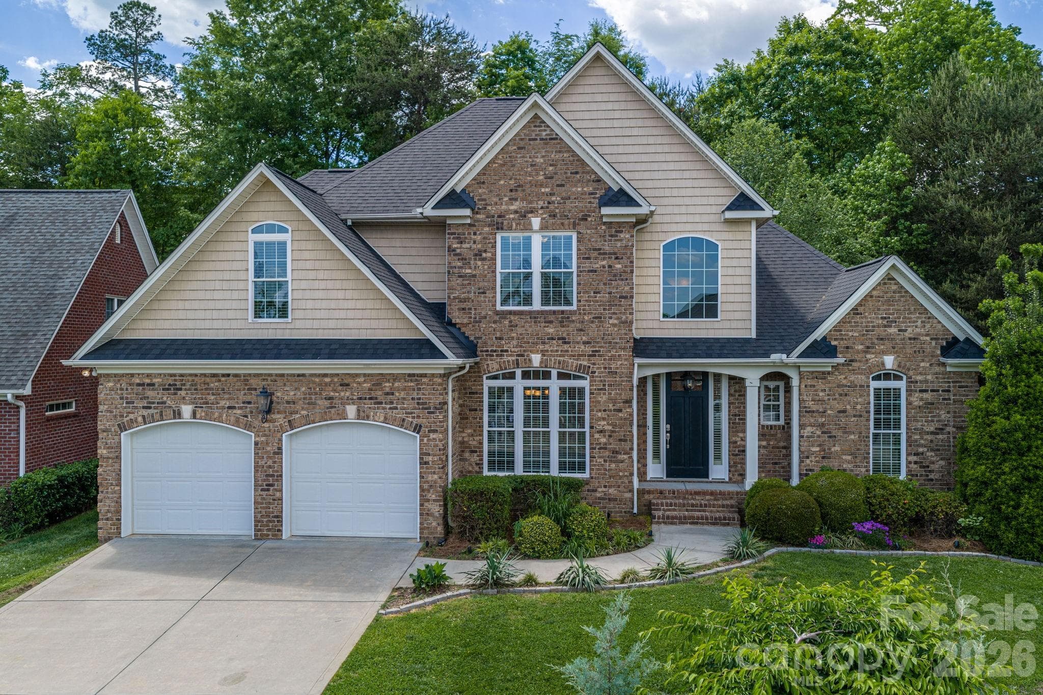 Single Family Residence at 4012 Saint Andrews Court, Cramerton, photo 2 of 58