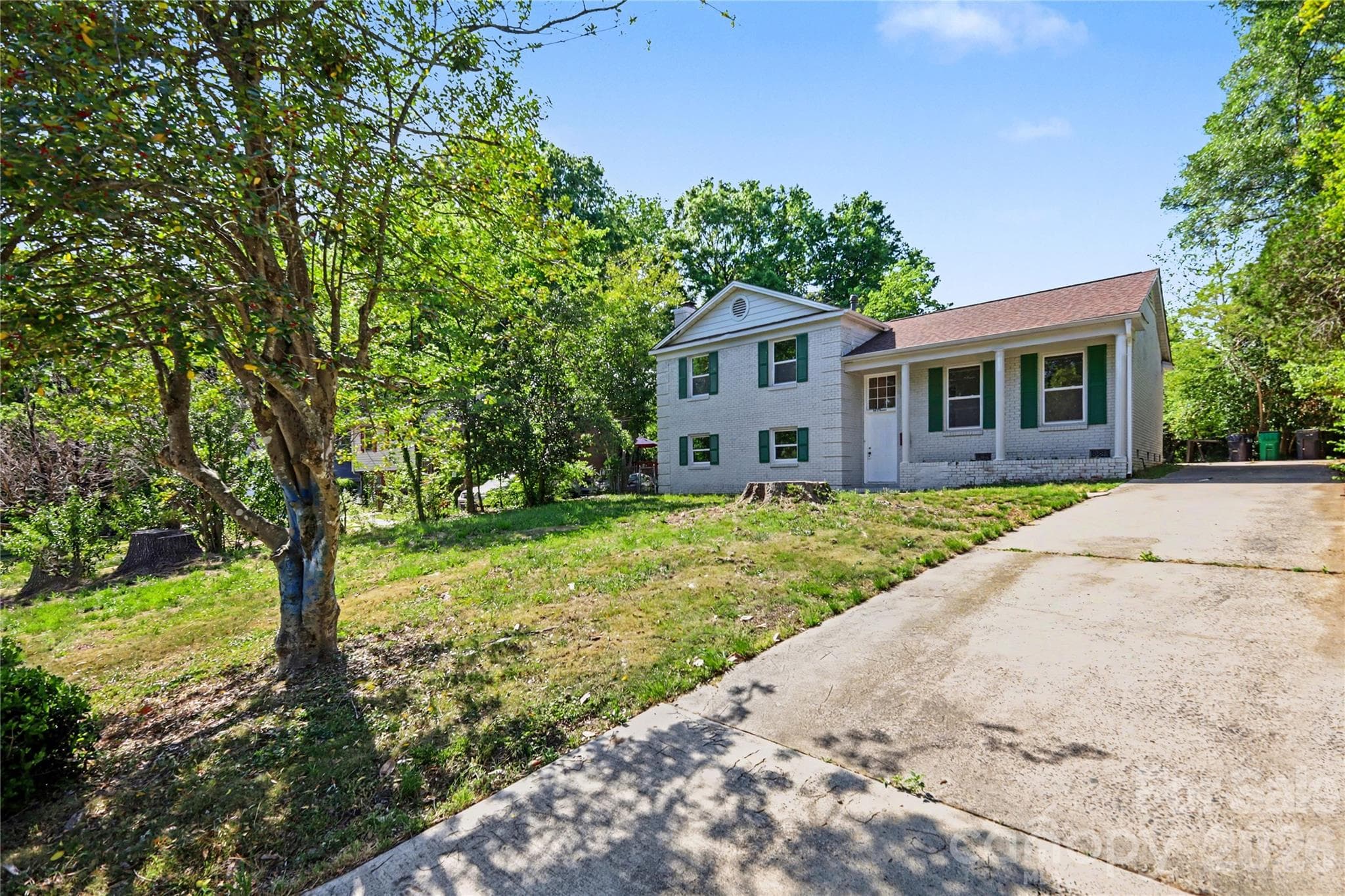Single Family Residence at Charlotte, photo 3 of 33