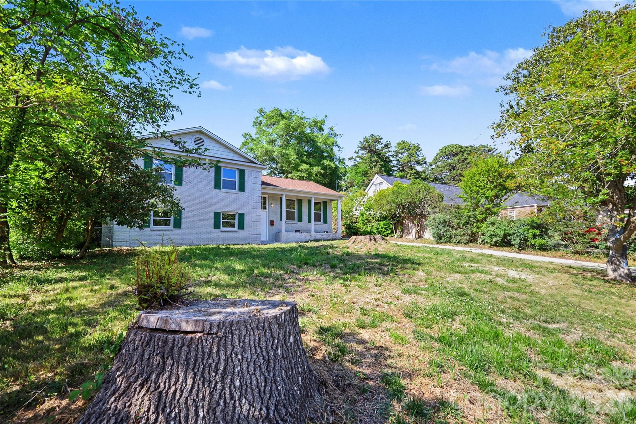 Single Family Residence at Charlotte, photo 4 of 33