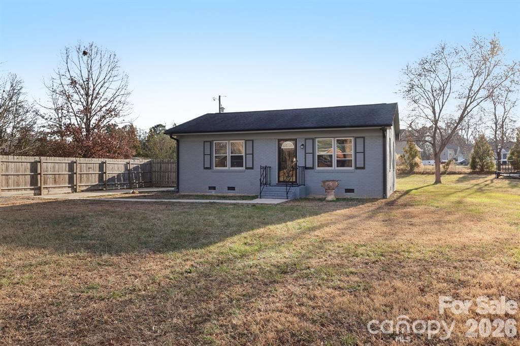 Single Family Residence at 3207 Valleydale Road, Monroe, photo 3 of 29
