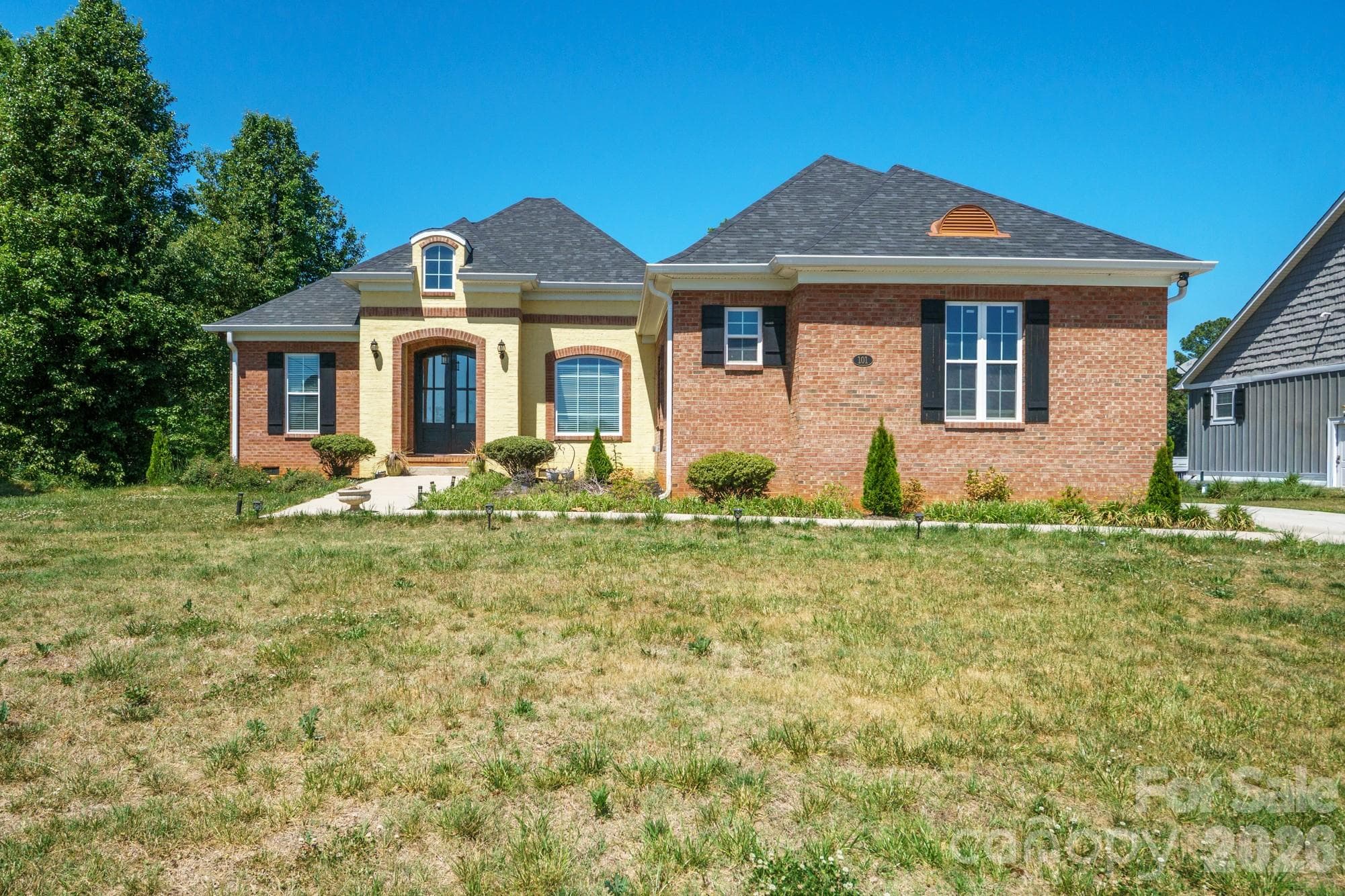 Single Family Residence at 101 Long Meadows Drive, Kings Mountain, photo 5 of 33