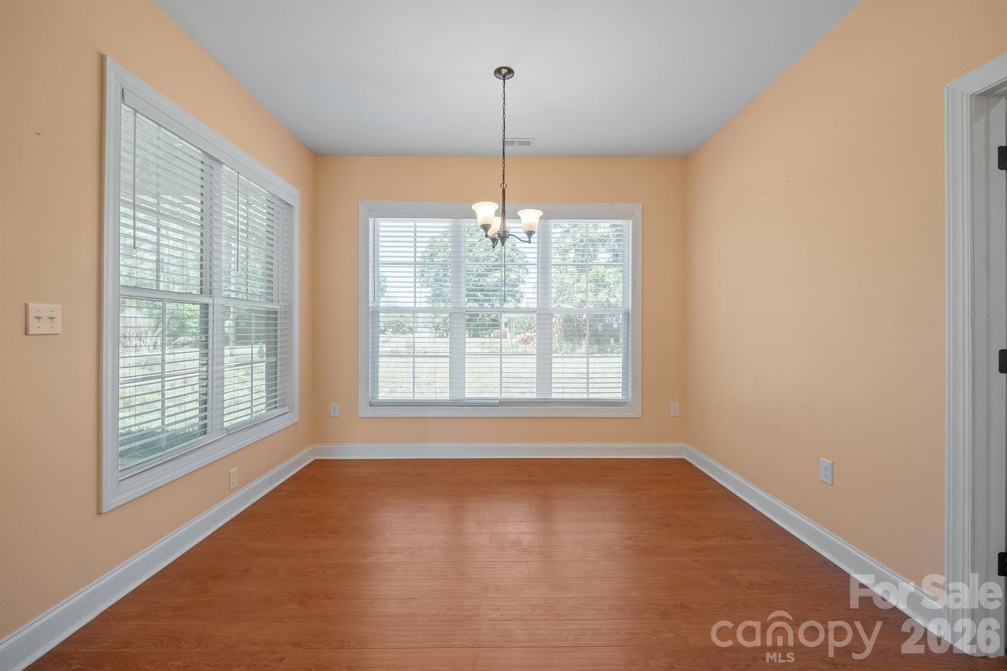 Single Family Residence at 101 Long Meadows Drive, Kings Mountain, photo 28 of 33