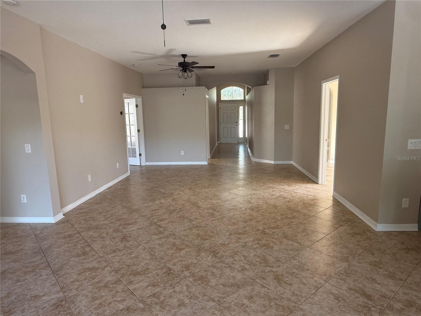 Single Family Residence at 11055 BELLE HAVEN DR, NEW PORT RICHEY, photo 5 of 24