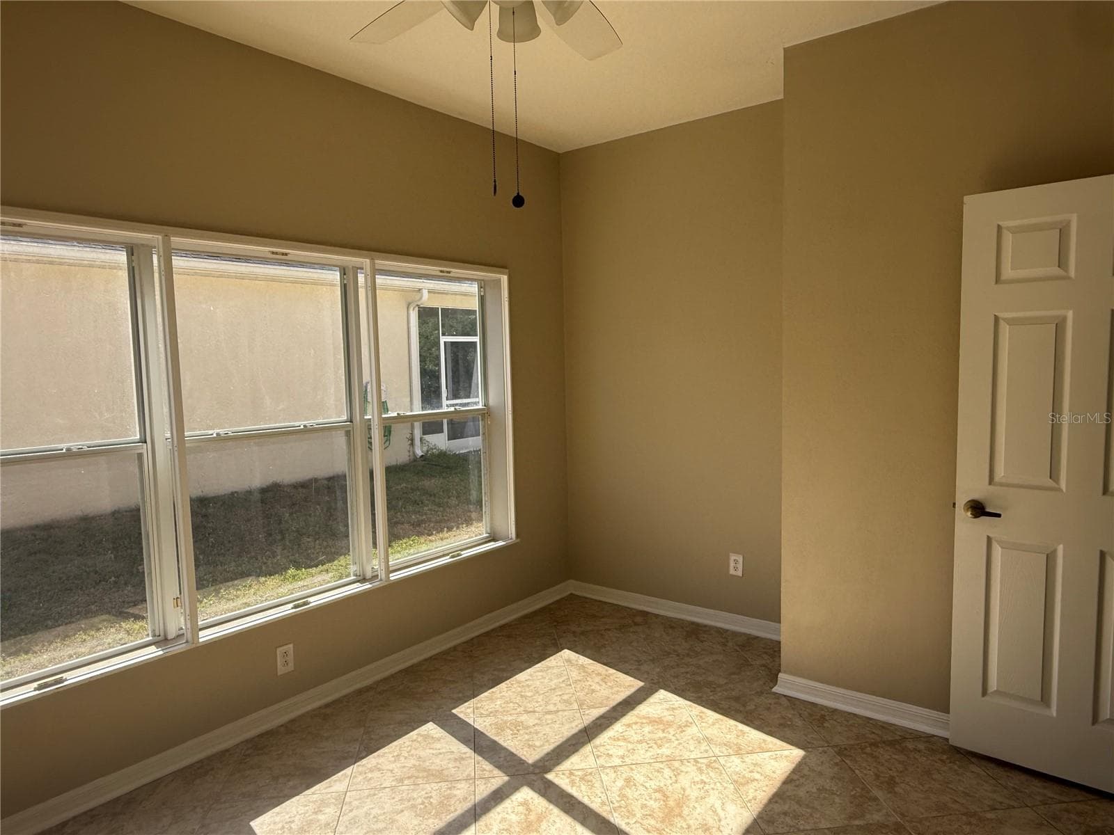 Single Family Residence at 11055 BELLE HAVEN DR, NEW PORT RICHEY, photo 14 of 24