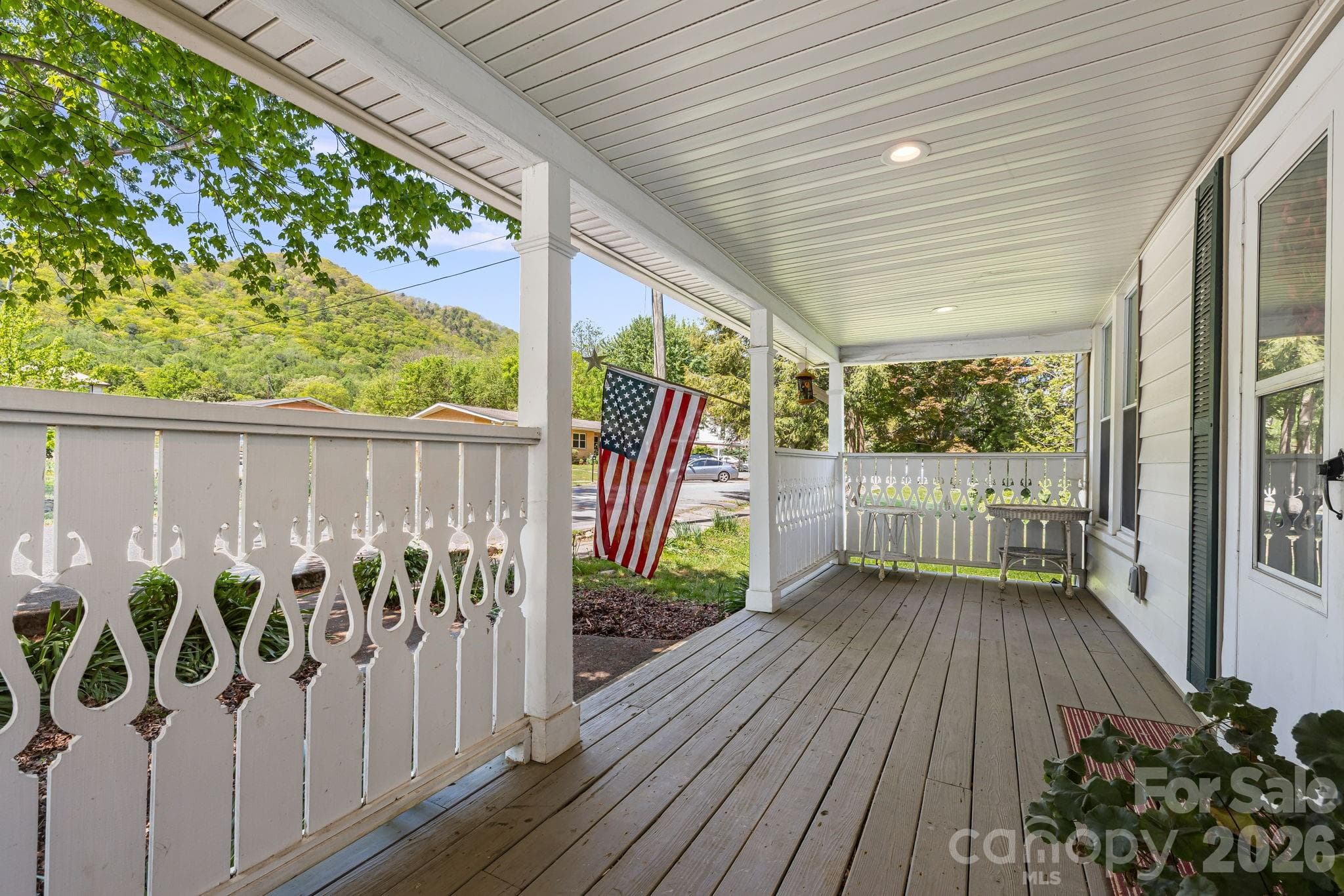 Single Family Residence at 79 Walnut Street, Hot Springs, photo 2 of 45
