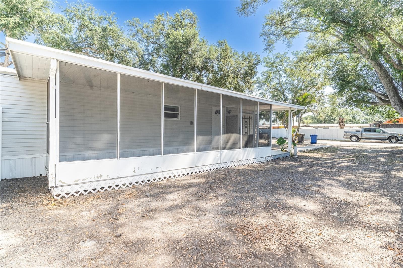 Mobile Home at 5807 BARRY LN, TAMPA, photo 13 of 28