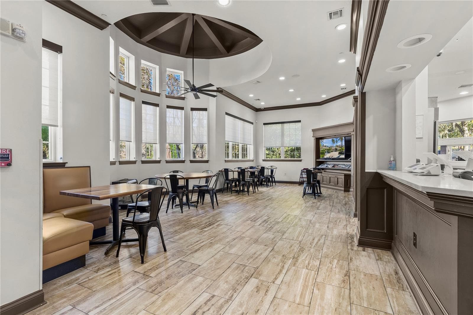 Cafe - 27608 PINE POINT DR, WESLEY CHAPEL