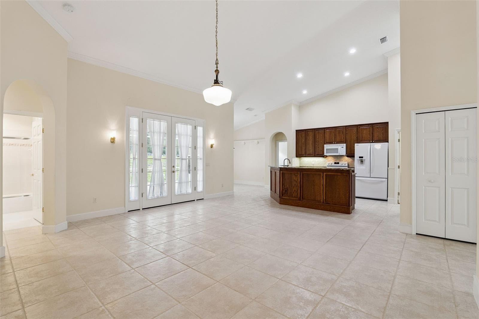 Single Family Residence at 156 SEVILLE CHASE DR, WINTER SPRINGS, photo 16 of 61
